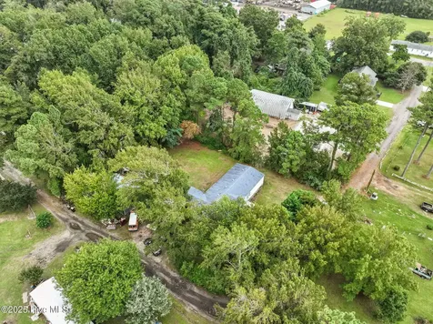 92 Mosley Lane Wanchese NC 27981