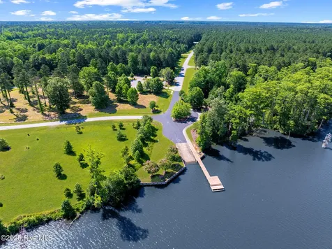 408 Plumtree Circle Edenton NC 27932