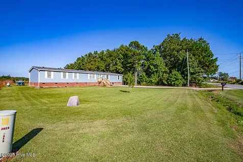 645 Hwy 70 Bettie Beaufort NC 28516