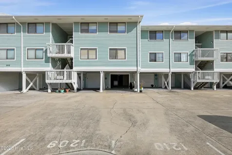 202 Lewis Drive Carolina Beach NC 28428