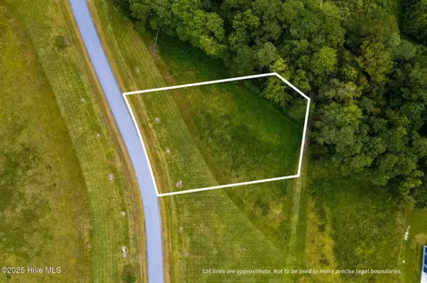 341 W Burton Farm Drive Minnesott Beach NC 28510