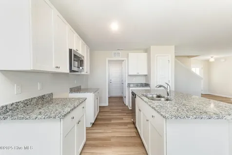 37 Tuscarora Drive La Grange NC 28551