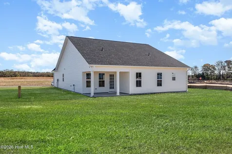 37 Tuscarora Drive La Grange NC 28551