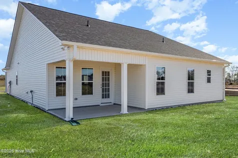37 Tuscarora Drive La Grange NC 28551