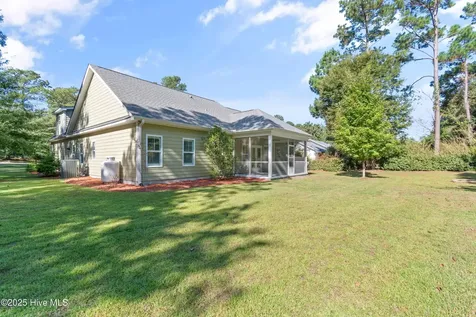 557 Button Bush Lane Hampstead NC 28443