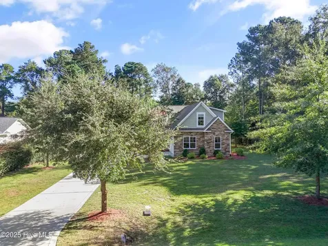 557 Button Bush Lane Hampstead NC 28443