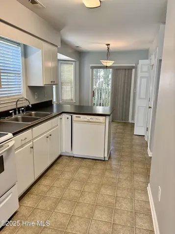 113 Gladiola Drive New Bern NC 28562