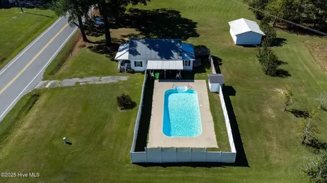 410 Elizabethtown Road Bladenboro NC 28320