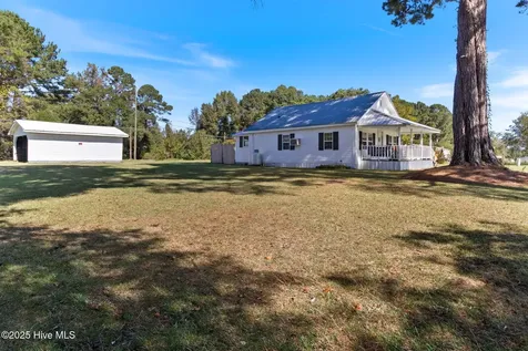 410 Elizabethtown Road Bladenboro NC 28320