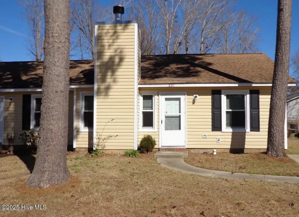 231 Easy Street Jacksonville NC 28546