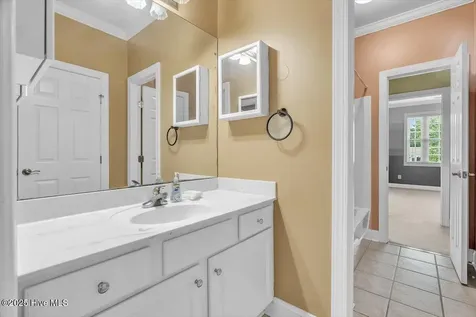 119 Hawkins Landing Jacksonville NC 28540