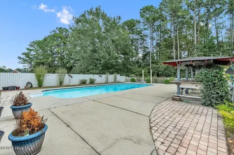 119 Hawkins Landing Jacksonville NC 28540