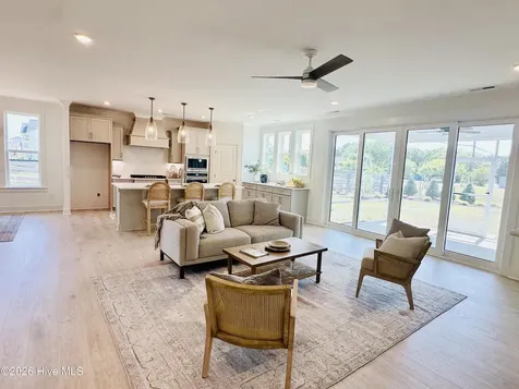 568 Sailor Sky Way Hampstead NC 28443
