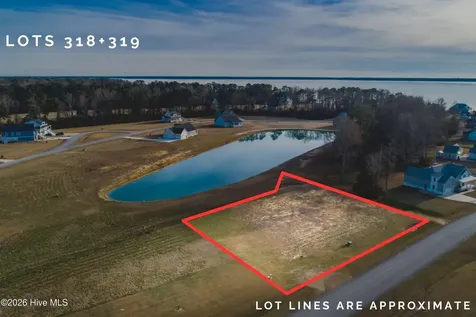 727 W Burton Farm Drive Minnesott Beach NC 28510