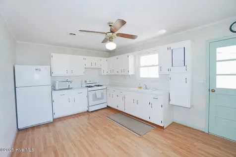 424 Trott Street Oak Island NC 28465