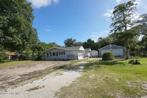 424 Trott Street Oak Island NC 28465