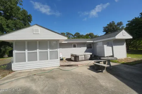 424 Trott Street Oak Island NC 28465