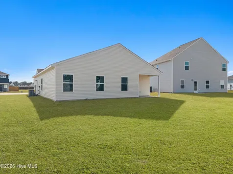 613 S Squires Run Lane Richlands NC 28574