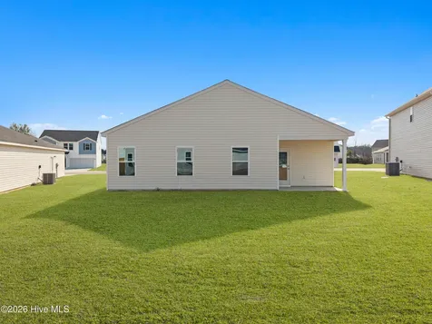 613 S Squires Run Lane Richlands NC 28574