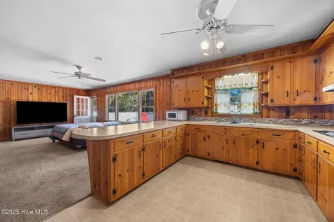 2705 Carey Road Kinston NC 28504