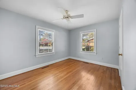 2705 Carey Road Kinston NC 28504