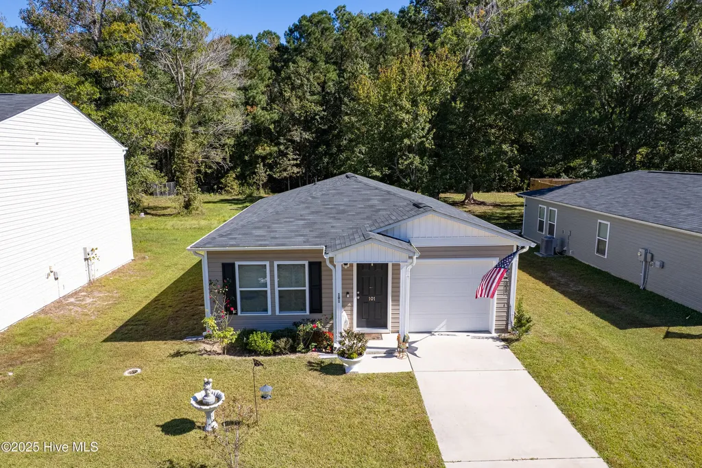 101 Shamrock Drive SW Sunset Beach NC 28468
