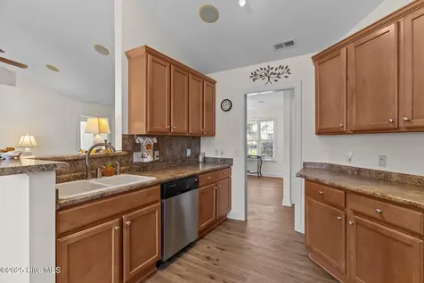 4975 Summerswell Lane Southport NC 28461