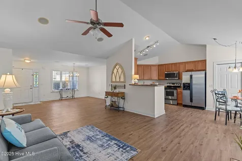 4975 Summerswell Lane Southport NC 28461