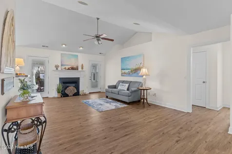 4975 Summerswell Lane Southport NC 28461