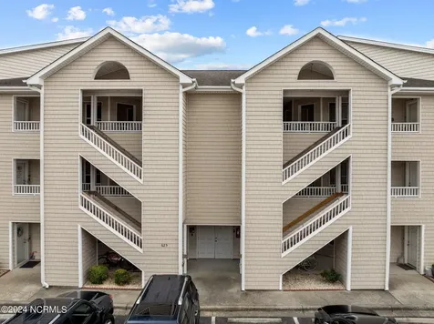 625 Spencer Farlow Drive Carolina Beach NC 28428