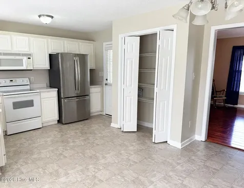 4901 N Hampton Drive SE Southport NC 28461