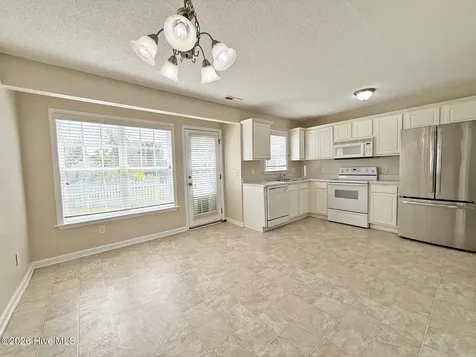 4901 N Hampton Drive SE Southport NC 28461