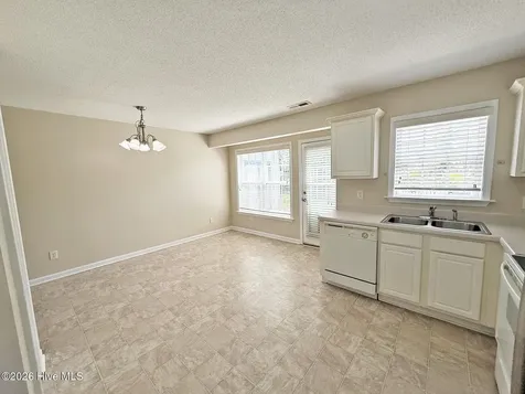 4901 N Hampton Drive SE Southport NC 28461