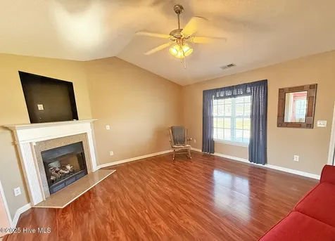 4901 N Hampton Drive SE Southport NC 28461