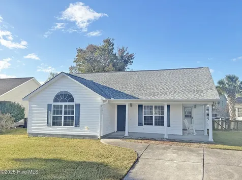 4901 N Hampton Drive SE Southport NC 28461