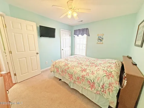 4901 N Hampton Drive SE Southport NC 28461