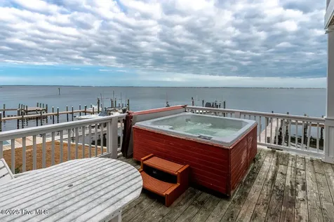 73 Ballast Point Drive Manteo NC 27954