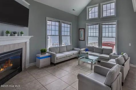 73 Ballast Point Drive Manteo NC 27954
