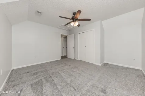353 Potters Hill Road Richlands NC 28574