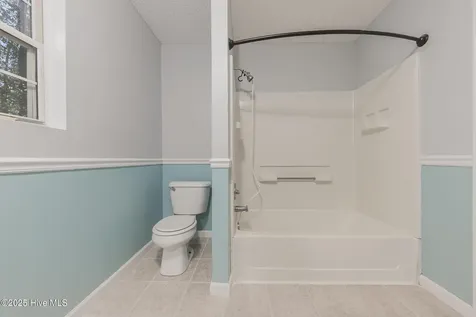 353 Potters Hill Road Richlands NC 28574