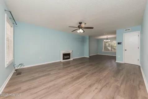 353 Potters Hill Road Richlands NC 28574