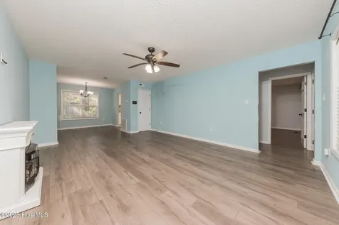 353 Potters Hill Road Richlands NC 28574