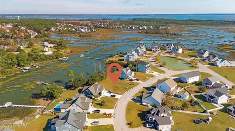 1823 Olde Farm Road Morehead City NC 28557