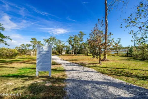 1823 Olde Farm Road Morehead City NC 28557