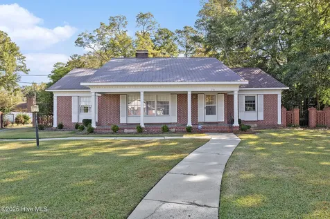 211 Pireway Road Tabor City NC 28463