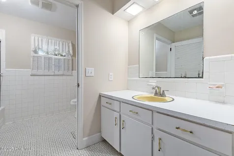 211 Pireway Road Tabor City NC 28463