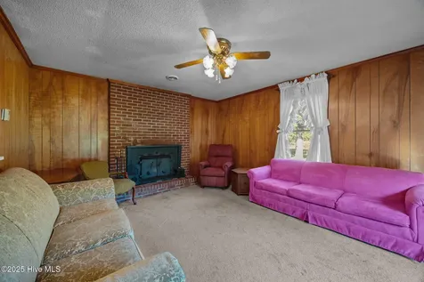 2933 Sound Side Road Columbia NC 27925