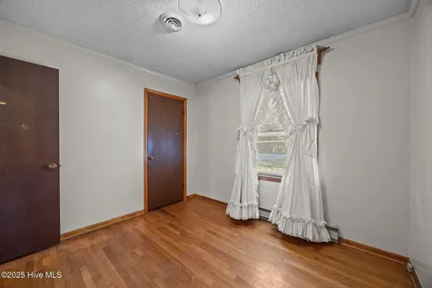 2933 Sound Side Road Columbia NC 27925