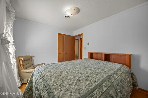 2933 Sound Side Road Columbia NC 27925