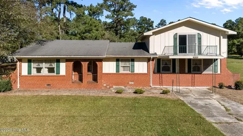 2933 Sound Side Road Columbia NC 27925